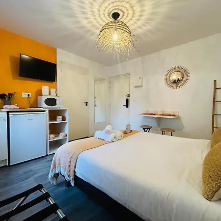 Casa Saint Joseph - Premium Orange Анже