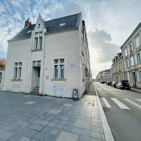 Casa Saint Joseph - Premium Orange * Angers