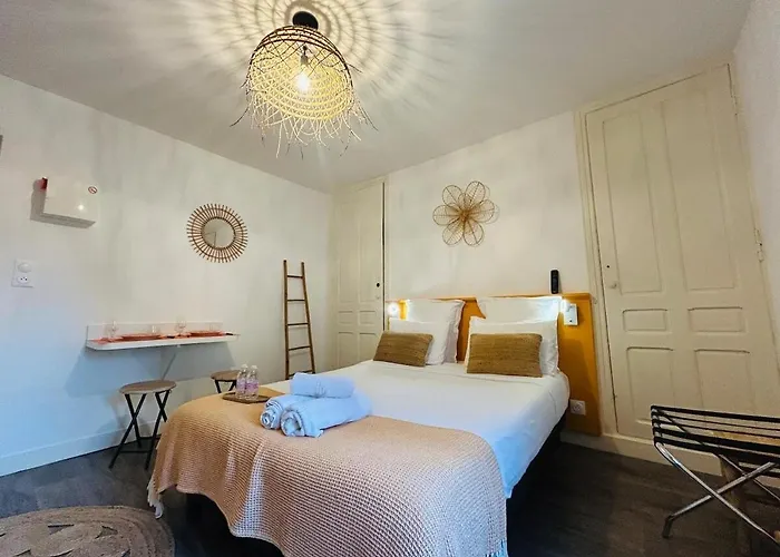 Casa Saint Joseph - Premium Orange Angers