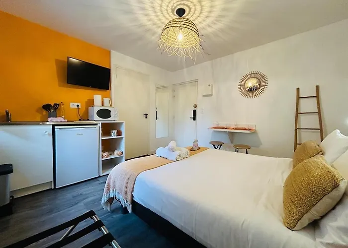 Casa Saint Joseph - Premium Orange Анже