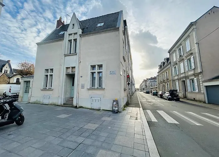 Casa Saint Joseph - Premium Orange * Анже